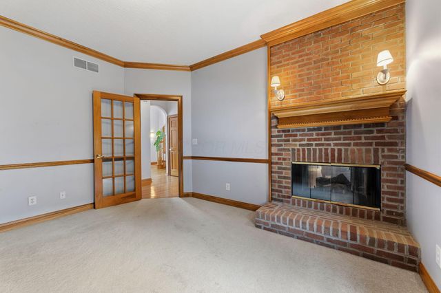 2621 Northmont Drive, Blacklick, OH 43004