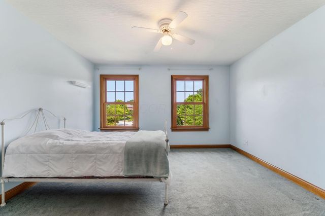 2621 Northmont Drive, Blacklick, OH 43004