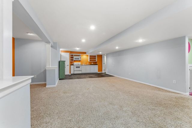 2621 Northmont Drive, Blacklick, OH 43004