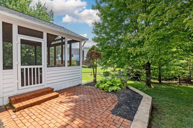 2621 Northmont Drive, Blacklick, OH 43004