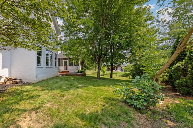 2621 Northmont Drive, Blacklick, OH 43004