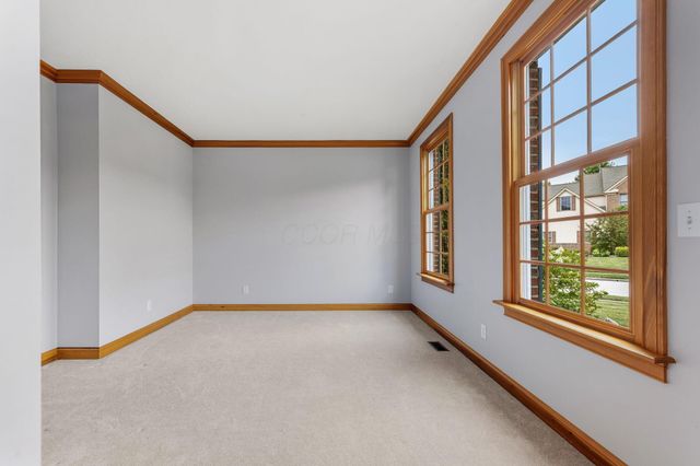2621 Northmont Drive, Blacklick, OH 43004