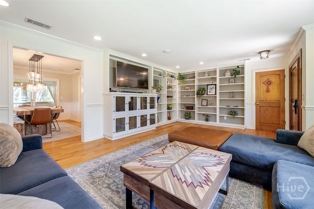 130 Schley Avenue, Savannah, GA 31419