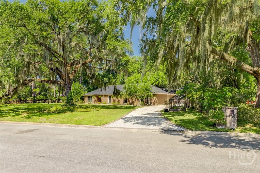 130 Schley Avenue, Savannah, GA 31419