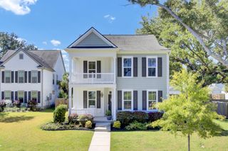 2135 Kemmerlin Street, Johns Island, SC 29455