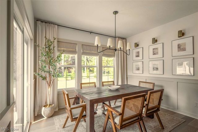 4879 Oakdale Drive, Willoughby, OH 44094