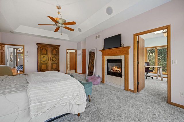 5740 Woodland Hills DRIVE, Mount Pleasant, WI 53406