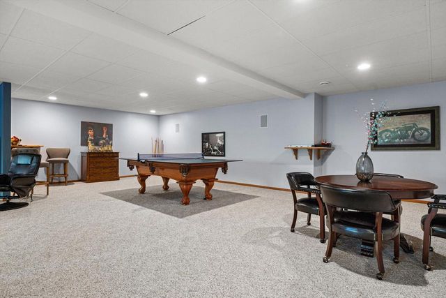 5740 Woodland Hills DRIVE, Mount Pleasant, WI 53406