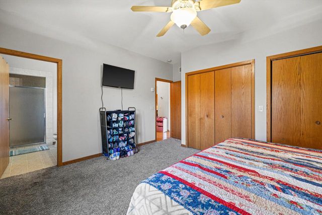 5740 Woodland Hills DRIVE, Mount Pleasant, WI 53406