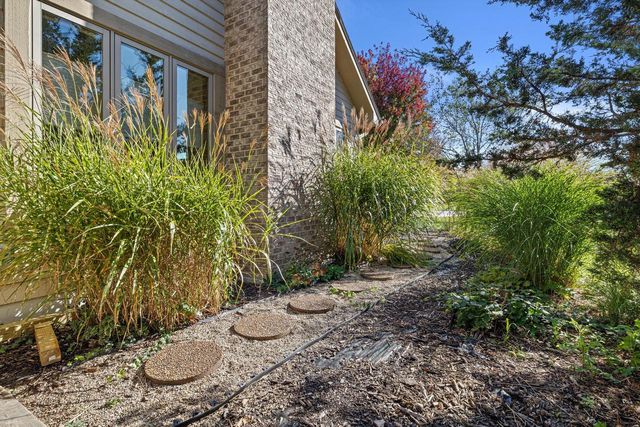 5740 Woodland Hills DRIVE, Mount Pleasant, WI 53406