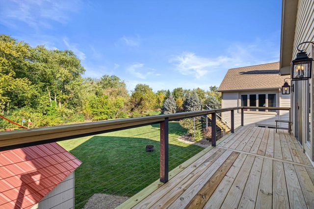 5740 Woodland Hills DRIVE, Mount Pleasant, WI 53406