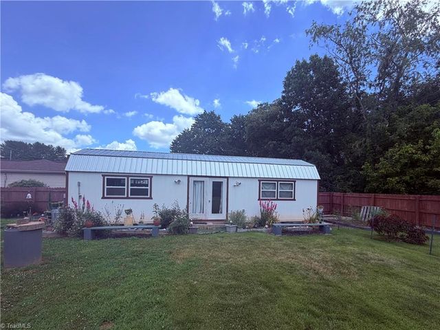 4685 Rock Creek Road, Hayes, NC 28635