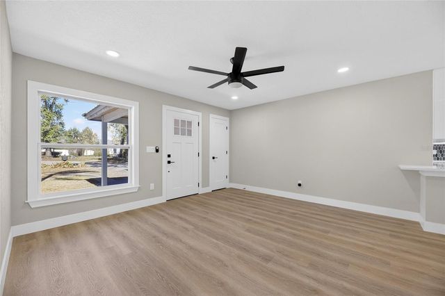 207 LENTZ ROAD, Brandon, FL 33510