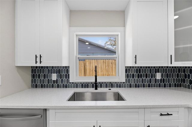 207 LENTZ ROAD, Brandon, FL 33510