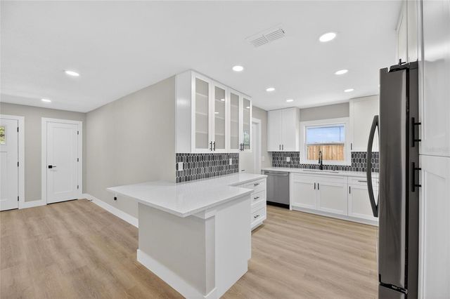 207 LENTZ ROAD, Brandon, FL 33510