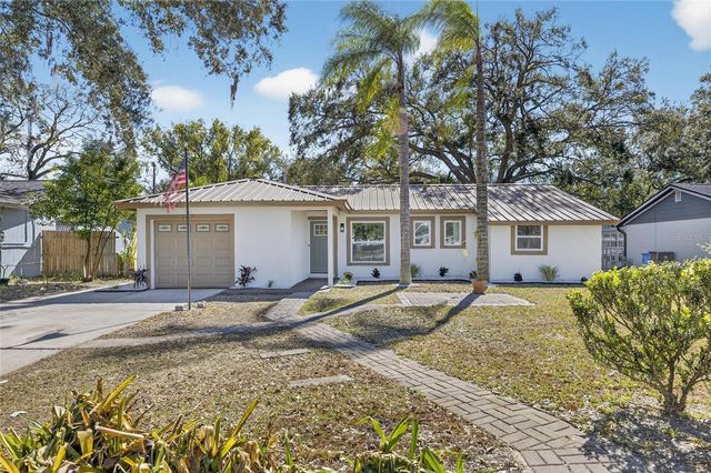 207 LENTZ ROAD, Brandon, FL 33510