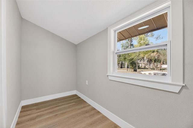 207 LENTZ ROAD, Brandon, FL 33510