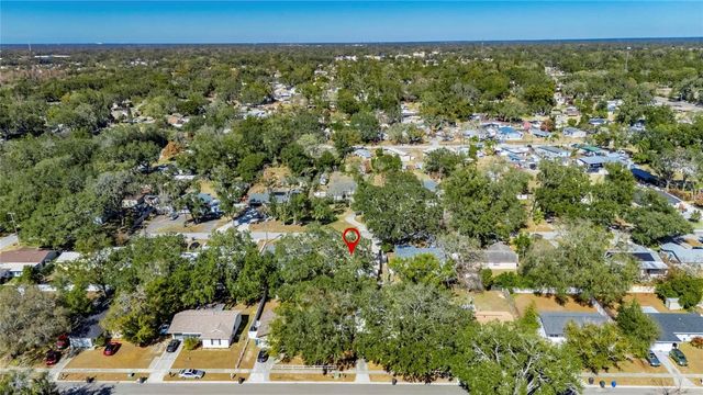 207 LENTZ ROAD, Brandon, FL 33510