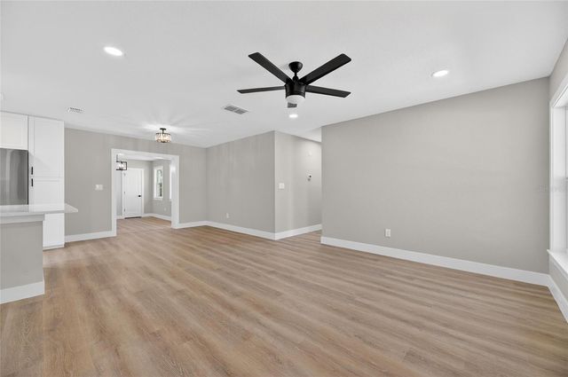 207 LENTZ ROAD, Brandon, FL 33510