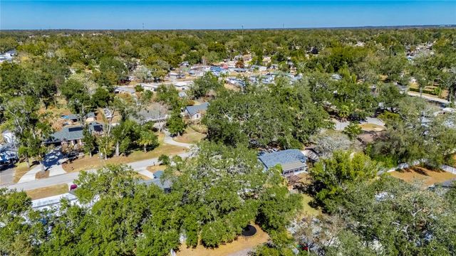 207 LENTZ ROAD, Brandon, FL 33510