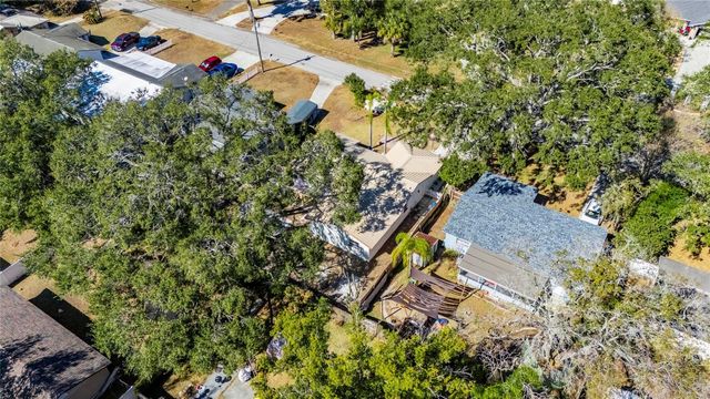 207 LENTZ ROAD, Brandon, FL 33510