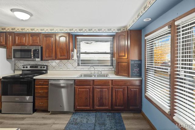 208 Ellen Lane, O'fallon, IL 62269