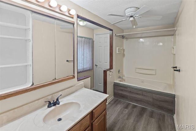 208 Ellen Lane, O'fallon, IL 62269