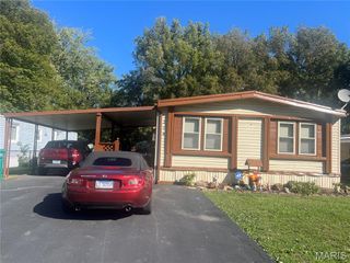 208 Ellen Lane, O'fallon, IL 62269