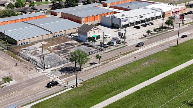 13103 Hiram Clarke Road, Houston, TX 77045