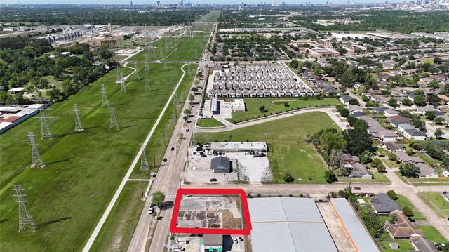 13103 Hiram Clarke Road, Houston, TX 77045