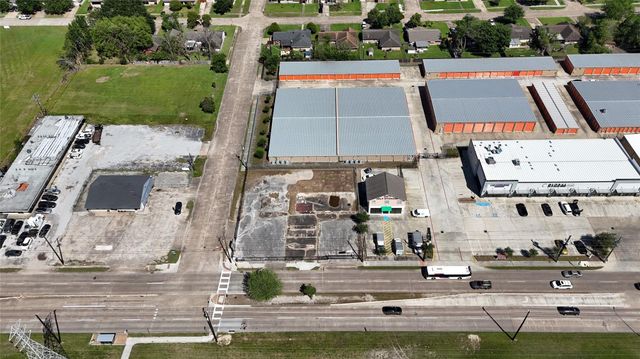 13103 Hiram Clarke Road, Houston, TX 77045