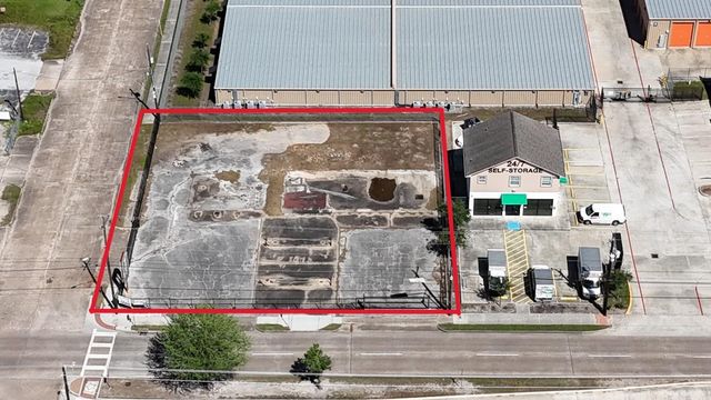 13103 Hiram Clarke Road, Houston, TX 77045