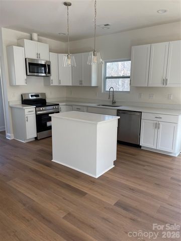 2241 Beauty Street, Statesville, NC 28625