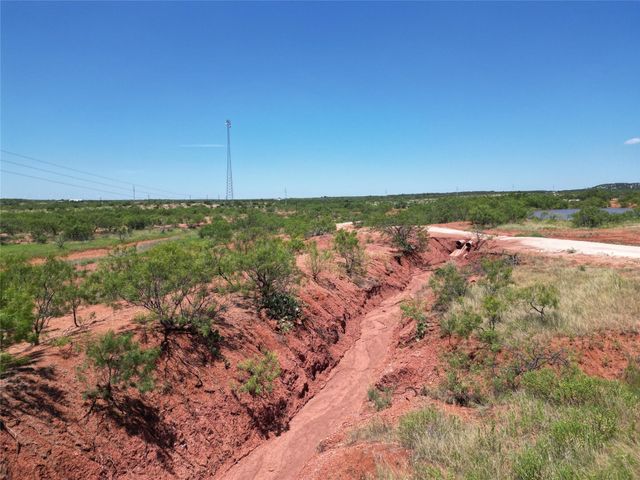 5725 FM604, Ovalo, TX 79541