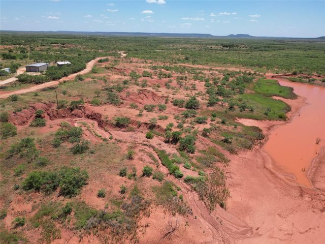 5725 FM604, Ovalo, TX 79541