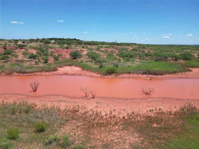 5725 FM604, Ovalo, TX 79541