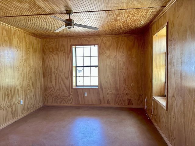 5725 FM604, Ovalo, TX 79541