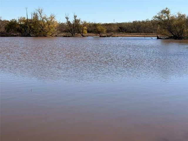 5725 FM604, Ovalo, TX 79541