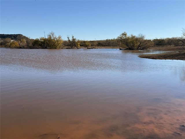 5725 FM604, Ovalo, TX 79541