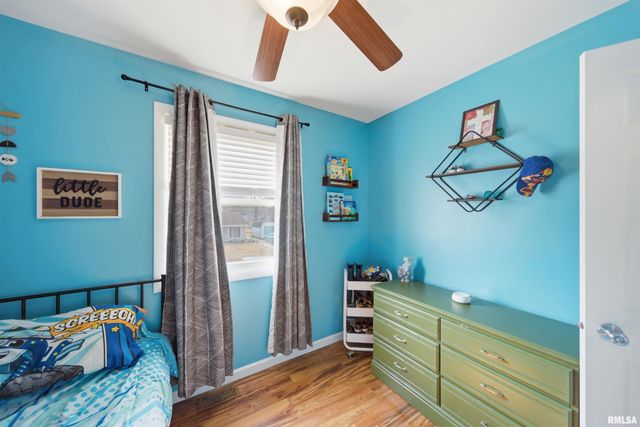 210 BLOSSOM Terrace, Washington, IL 61571