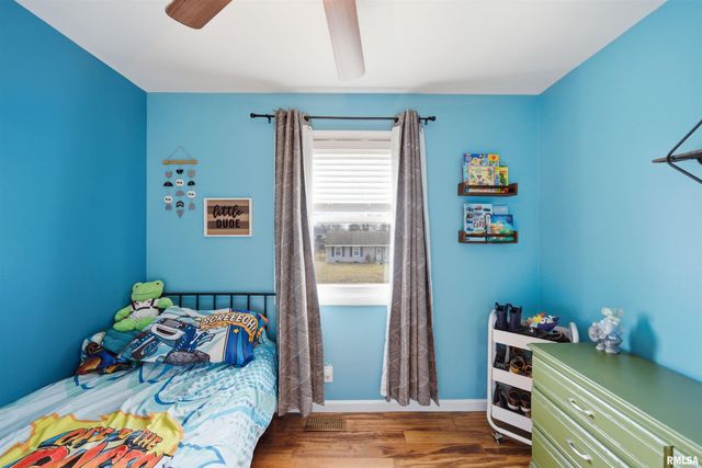 210 BLOSSOM Terrace, Washington, IL 61571