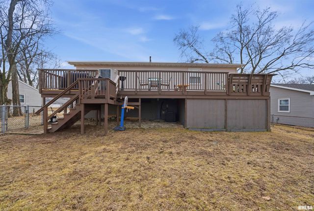 210 BLOSSOM Terrace, Washington, IL 61571