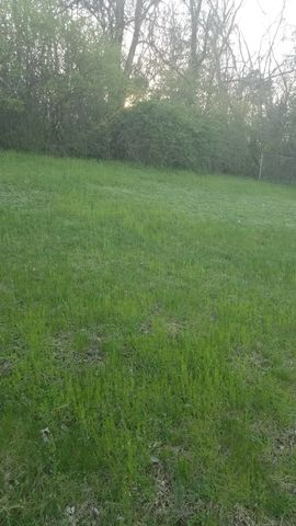 2714 Combs Dr, Nashville, TN 37207