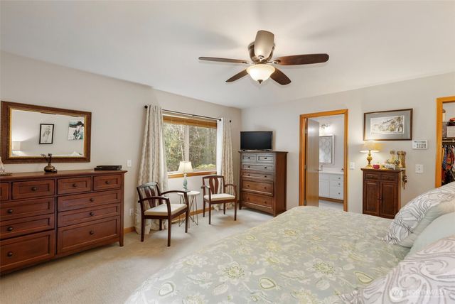 9240 Priddy Vista Road NW, Seabeck, WA 98380