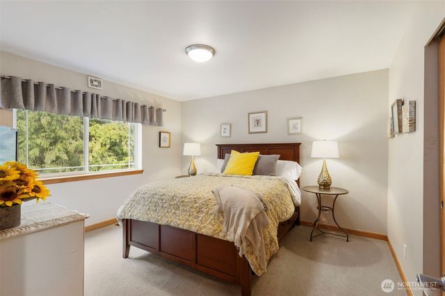 9240 Priddy Vista Road NW, Seabeck, WA 98380