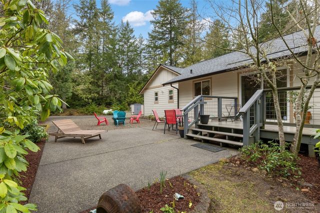 9240 Priddy Vista Road NW, Seabeck, WA 98380