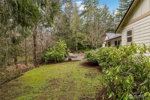 9240 Priddy Vista Road NW, Seabeck, WA 98380