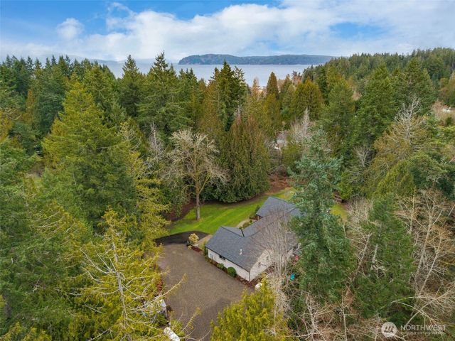 9240 Priddy Vista Road NW, Seabeck, WA 98380