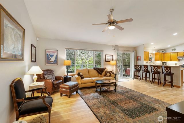 9240 Priddy Vista Road NW, Seabeck, WA 98380