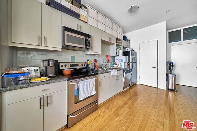 3810 Wilshire Boulevard 1508, Los Angeles, CA 90010